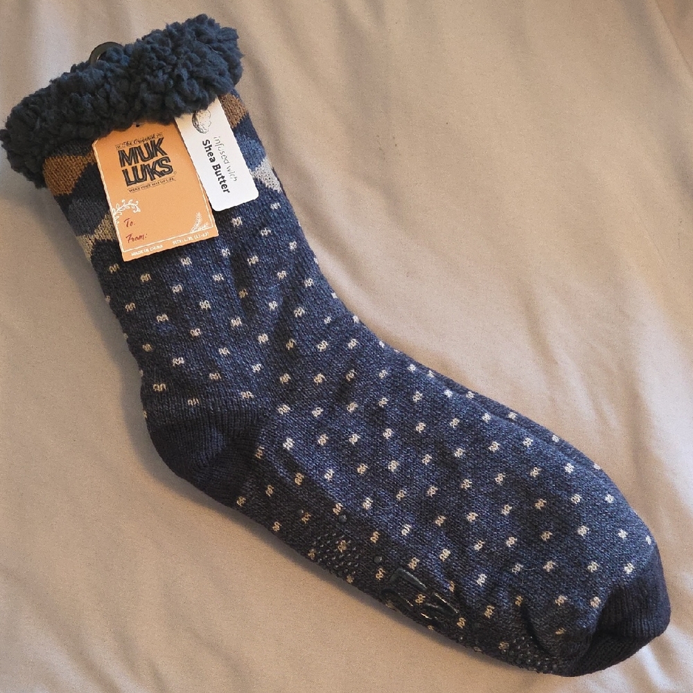 NWT Navy and Tan Gift Slipper Socks - Picture 1 of 5